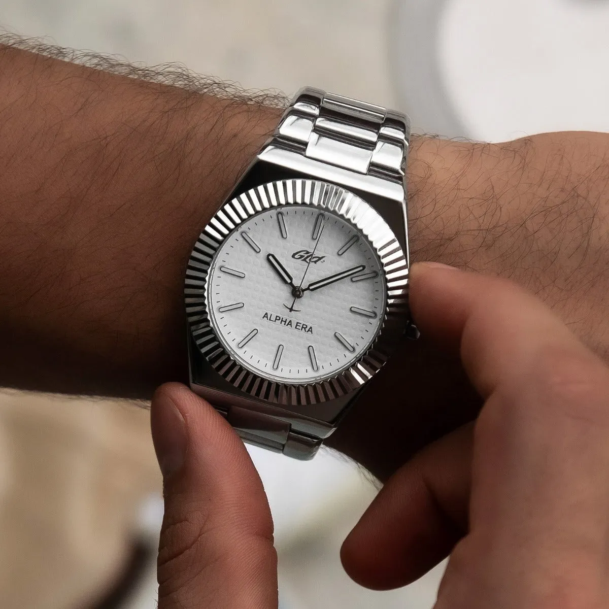 42MM Fluted Bezel Alpha Era in White Gold