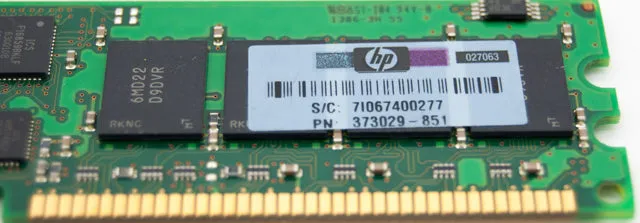 HP/Micron 1GB PC3200 DDR DIMM MT18VDDF12872Y-40BD3 HP:373029-851