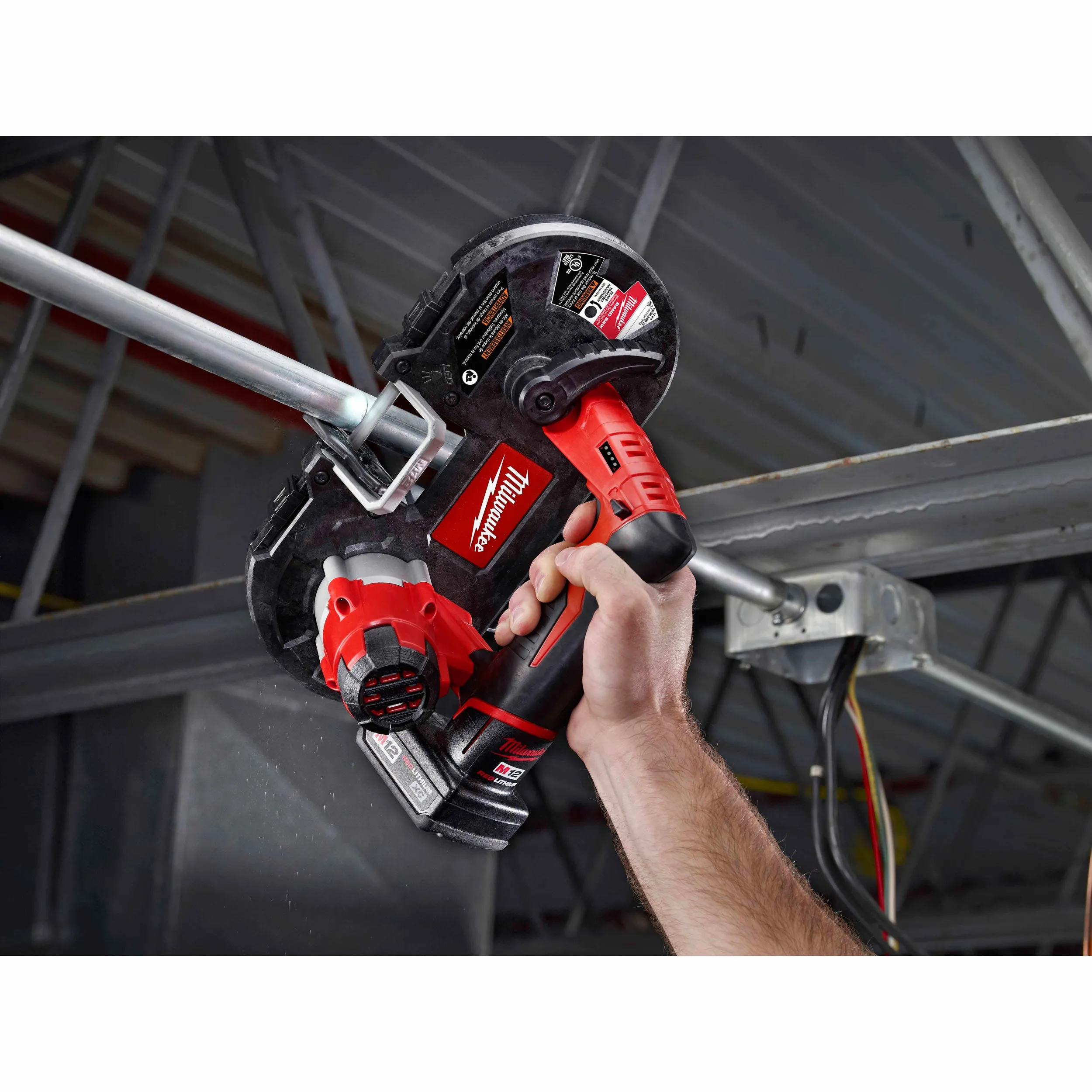 Milwaukee 2429-21XC M12™ Sub-Compact Band Saw Kit