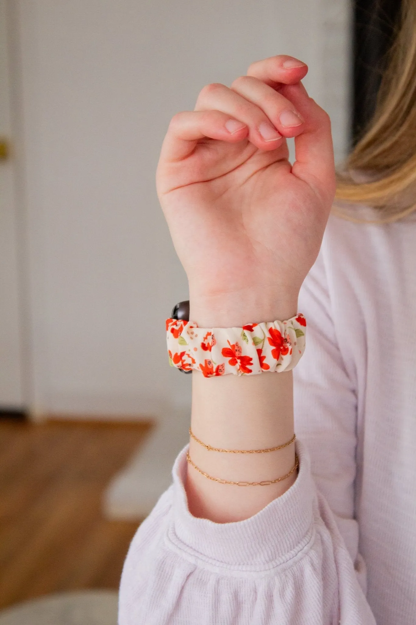 Pretty Poppy Scrunchie Band Compatible with Apple Watch