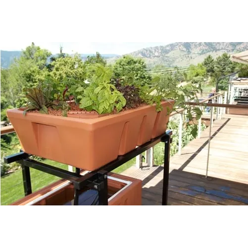 The AquaUrban Aquaponics System